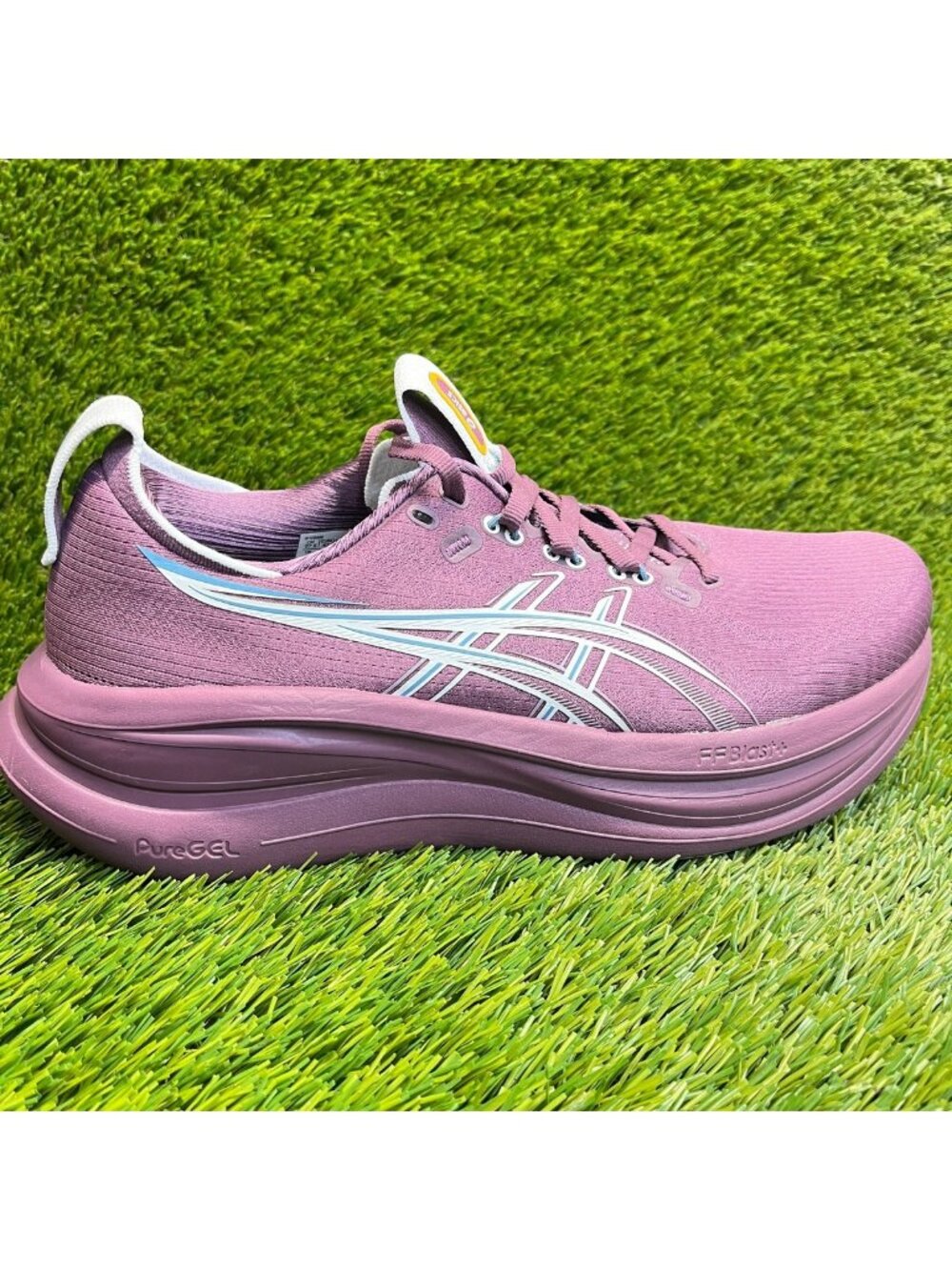 Asics Gel-Nimbus 28 Womens Size 11 Purple Blue Athletic Running Shoes Sneakers